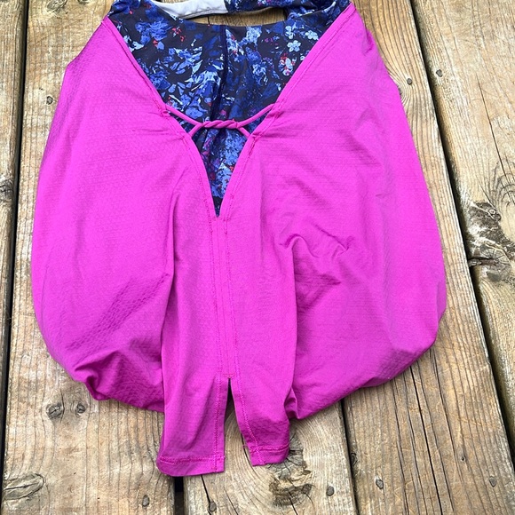 Ivivva tank top with built in bra, kids size 14 - Picture 4 of 5